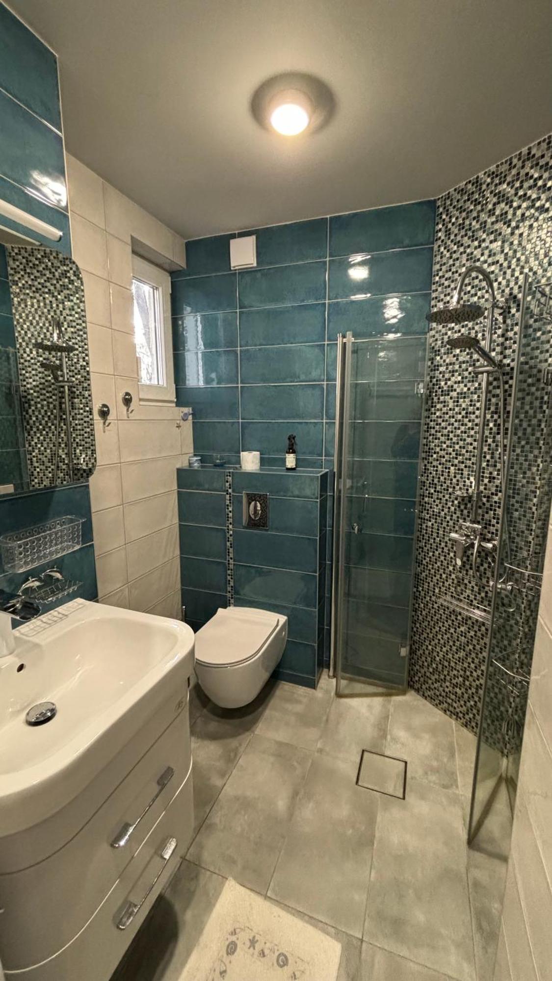 Apartment Place With 2 Bedrooms In